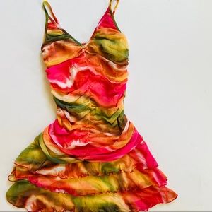 Y2K moda internacional tie dye ruched dress